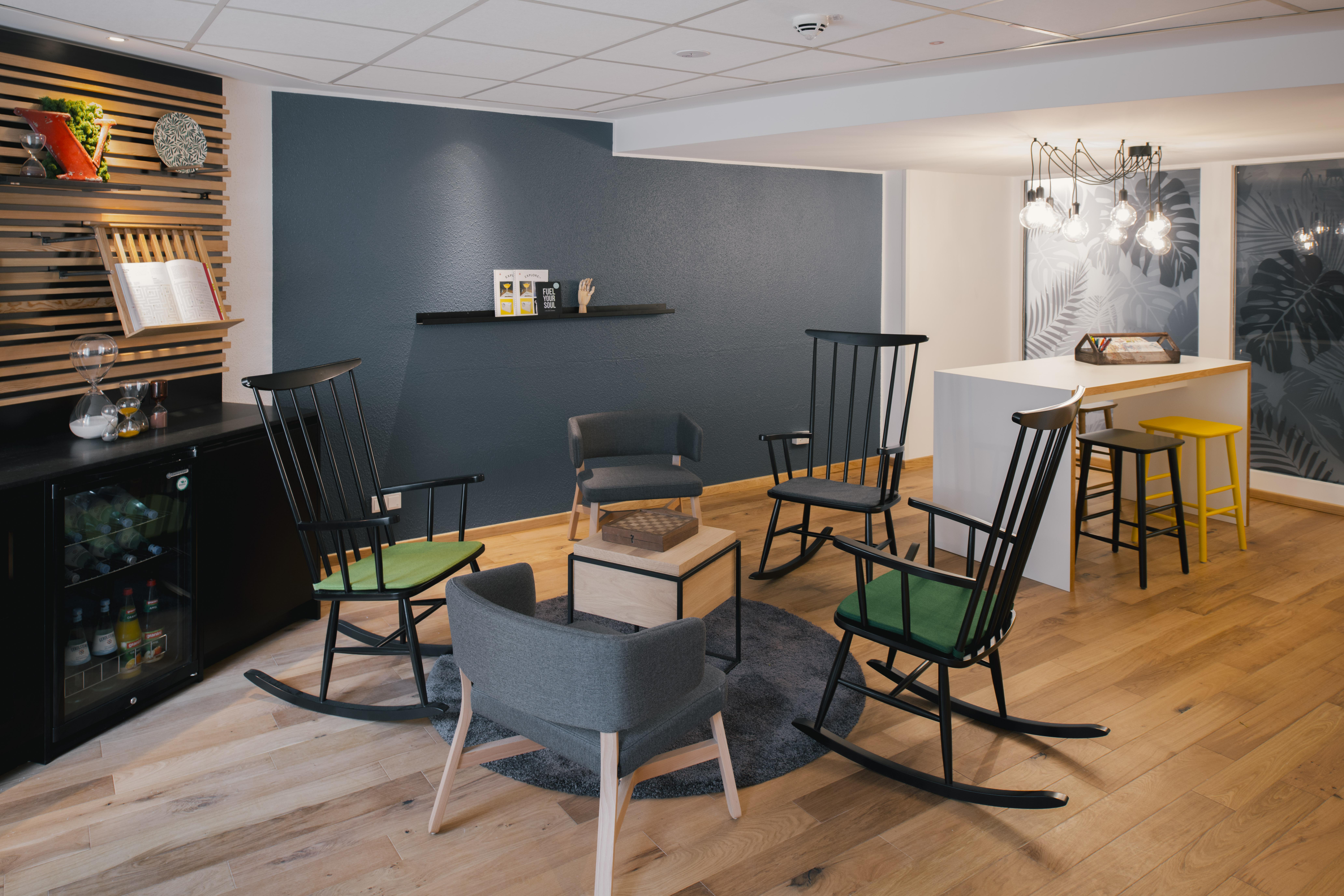 Vienna House Easy Hotel 4*
